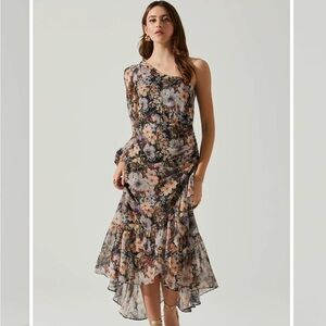 ASTR the Label Calista Floral Garden Party one shoulder flowy Dress Fairycore
